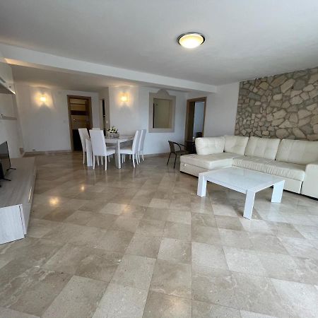 Villa Cube Premantura Exteriér fotografie